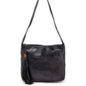 CHANEL CC Logo Tassel Black Lambskin Shoulder Hobo Bag
